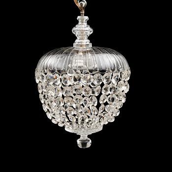 LJUSKRONA, gustaviansk stil, 1900-talets första hälft. Höjd 50 cm.