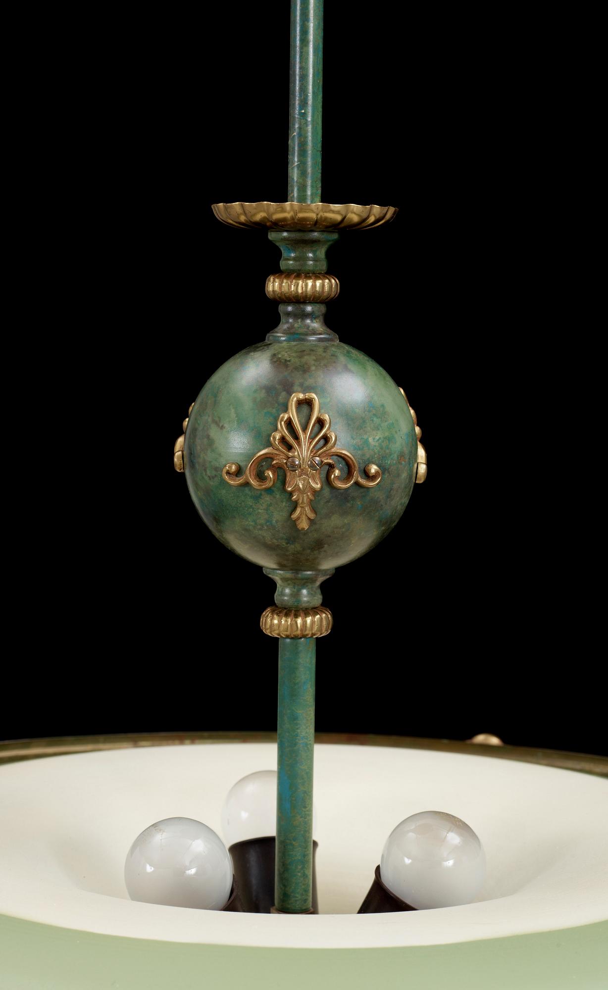 TAKLAMPA, art deco, 1900-talets första kvartal. H ca 70.