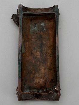 ARMSTÖD, brons, arkaiserande, sannolikt Japan, 1800-tal.