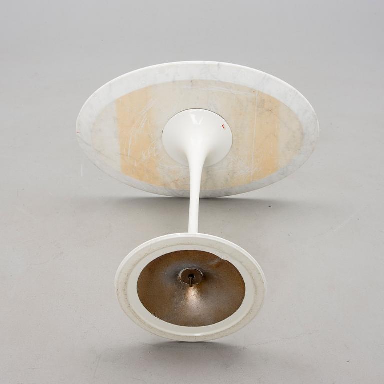 BORD, "Tulip", Eero Saarinen, 1900-talets slut.