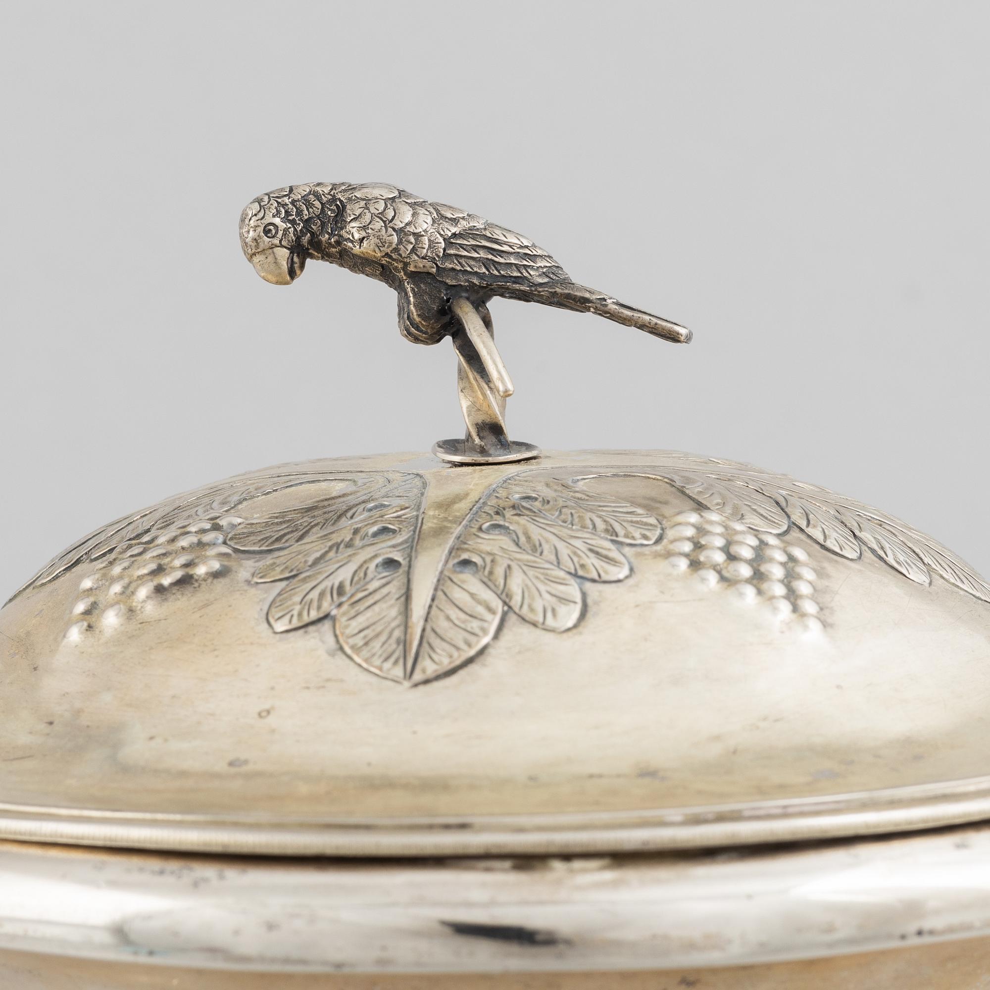 A Swedish silver sugar bowl with cover, marks of Magnus Fryberg, Jönköping 1830.