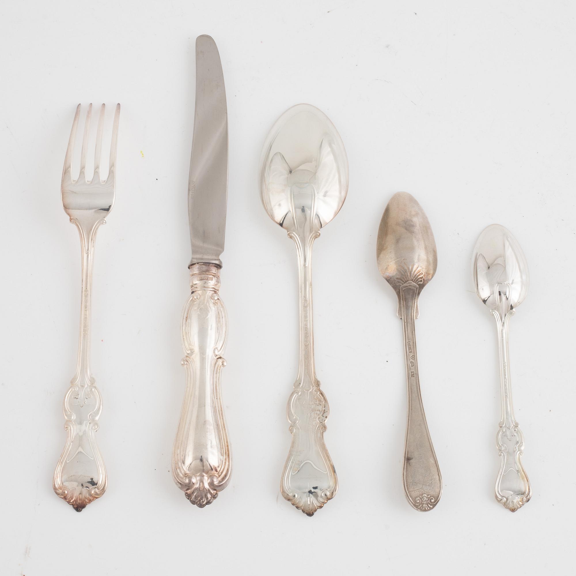 Cutlery, 52 pieces, silver, 40 pcs of model 'Olga' , Guldsmedaktiebolaget 1977-1980, and 4 19th-century spoons included.