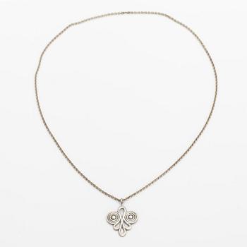 A silver necklace, model 50-1. Kalevala Koru, Helsinki 1943.