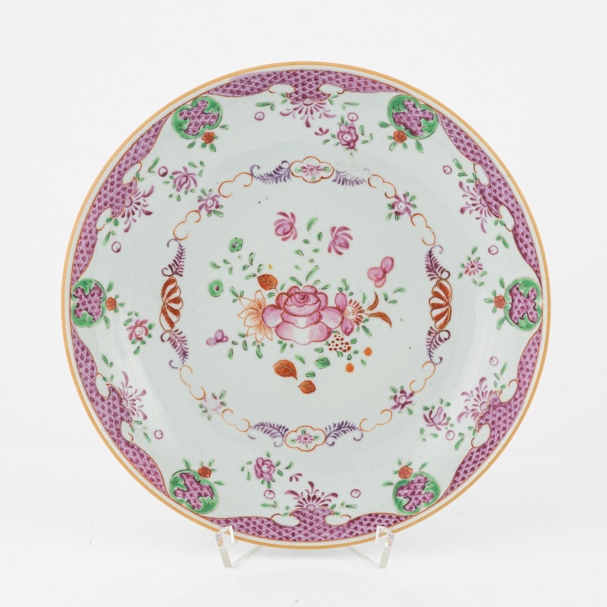Kaffekanna samt tallrikar, 4 st, porslin, Kina, Qianlong (1736-95).