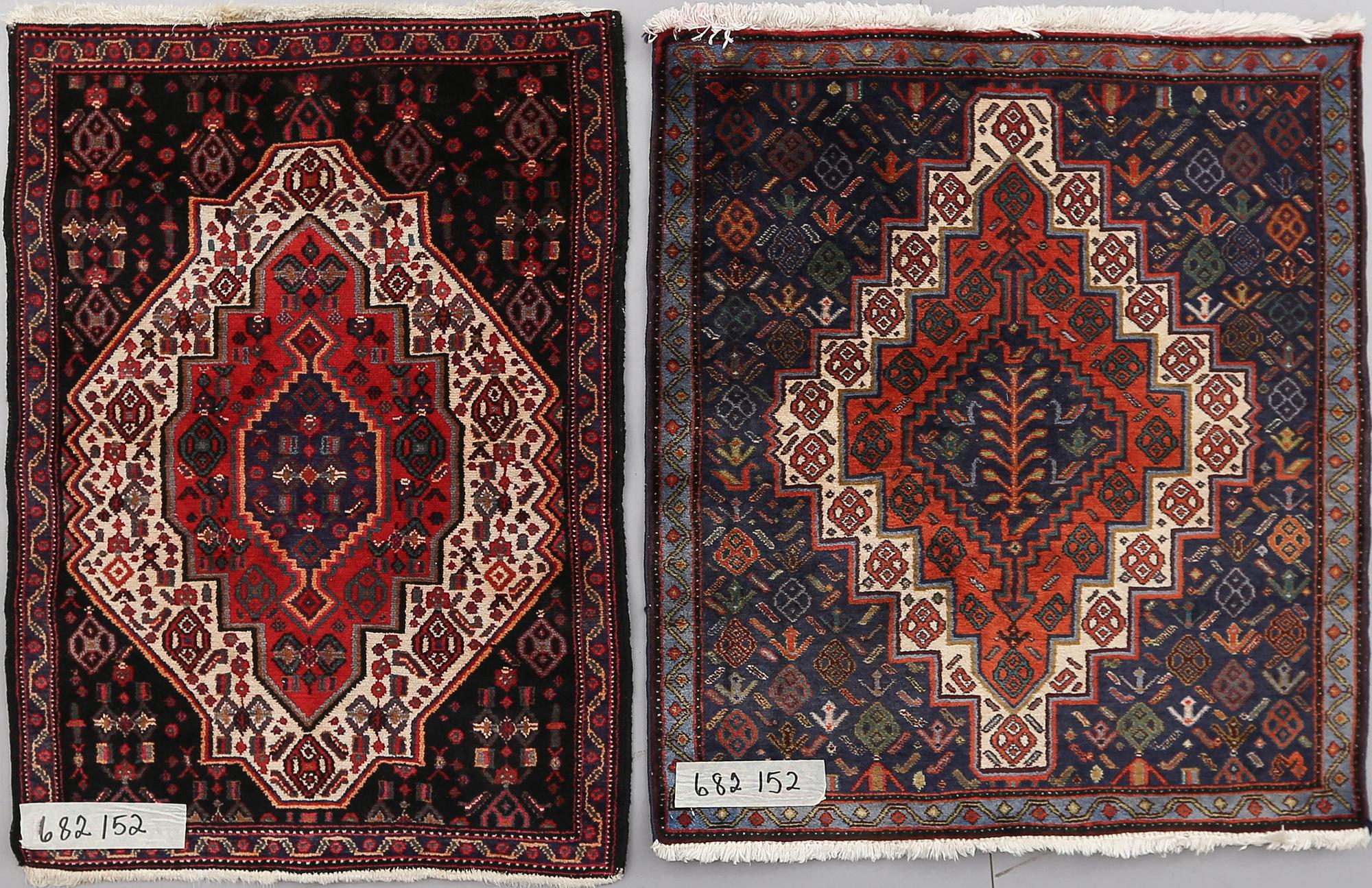 MATTOR, 2 st, orientaliska. Ca 93 x 69 samt 89 x 80 cm.