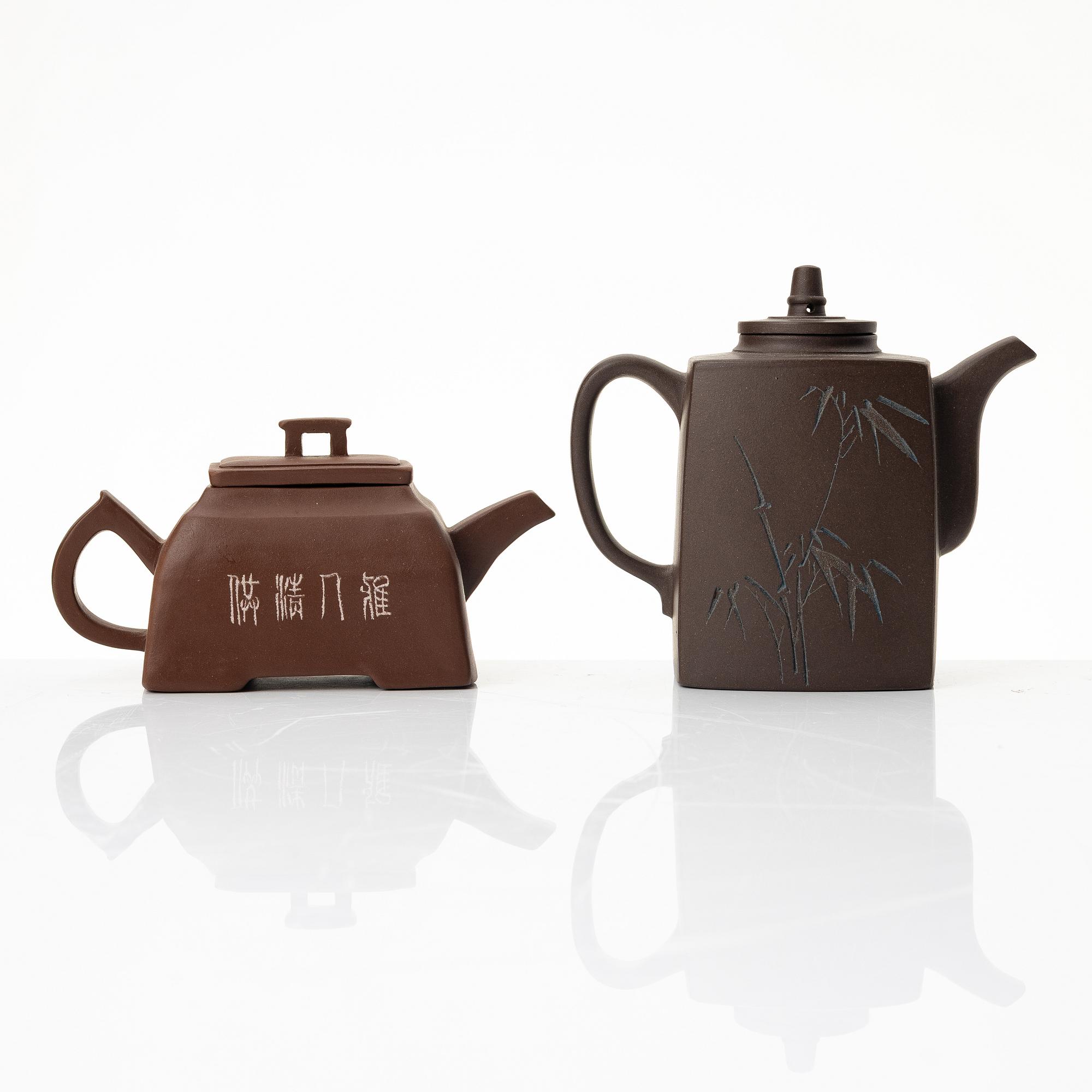 A group of four square yixing teapots, China, 1970/80s.