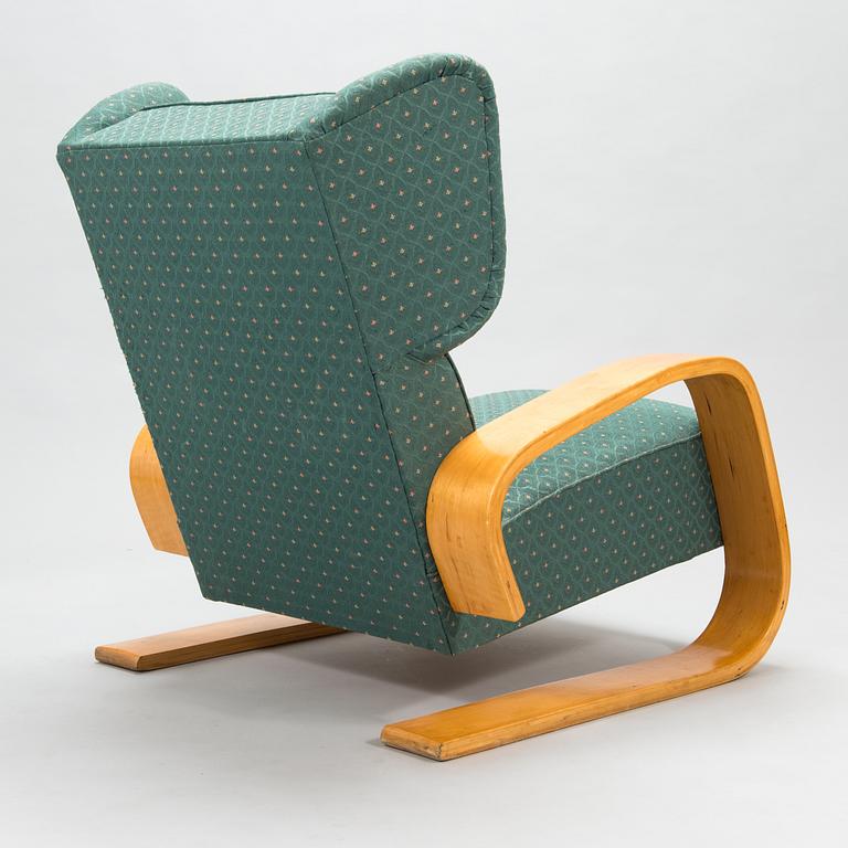 Alvar Aalto, a mid-20th century armchair modell 38 'Tank' for Huonekalu- ja Rakennustyötehdas A.B.