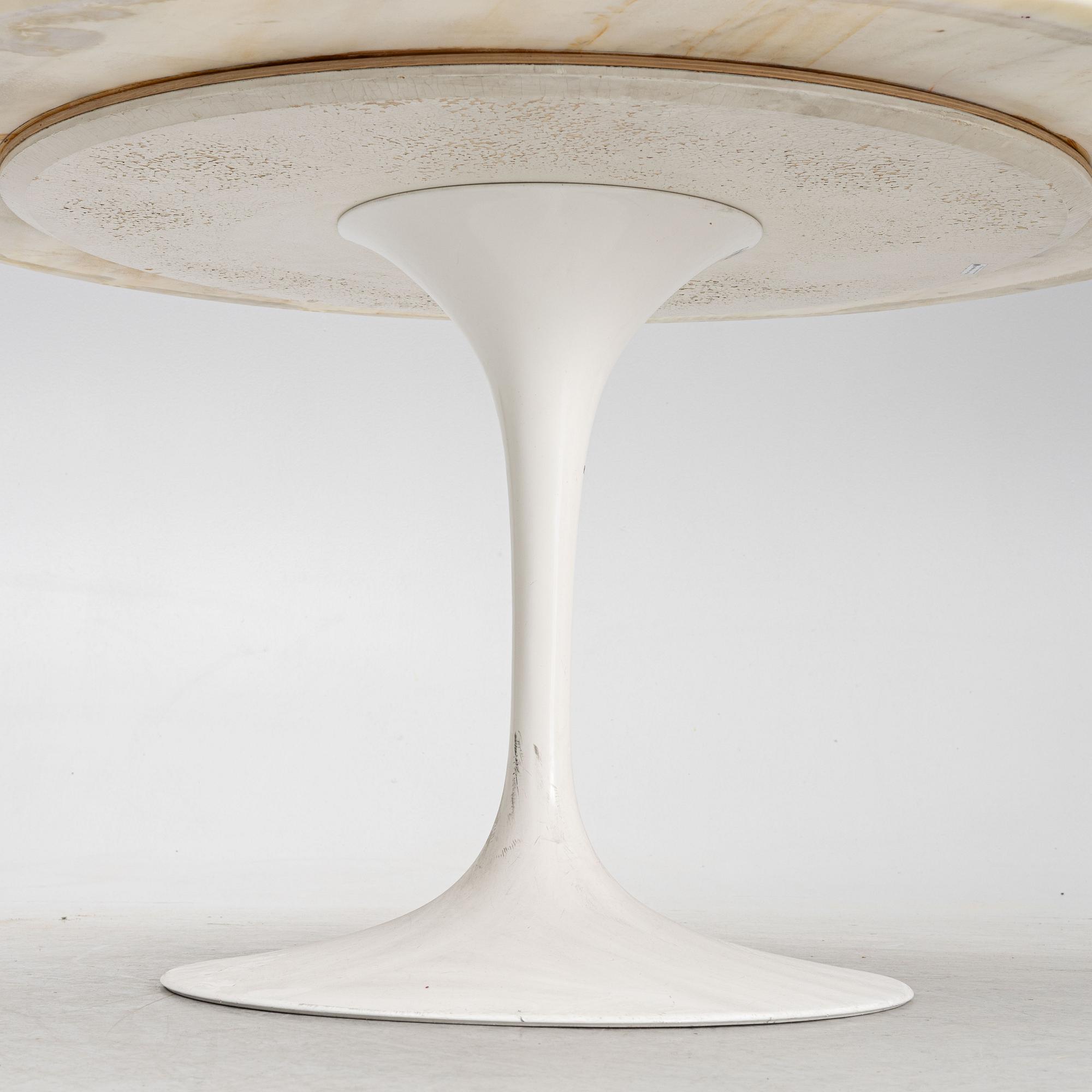 Eero Saarinen, matbord, "Tulip", Knoll International.