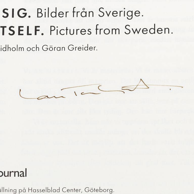 LARS TUNBJÖRK, bok/journal, "Landet utom sig", 1:a upplaga, 1993. Signerad av Lars Tunbjörk.