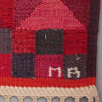 CARPET. "Rubirosa, röd". Tapestry weave. 343,5 x 225 cm. Signed AB MMF MR.