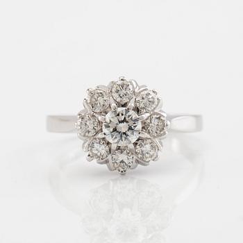 Ring Carmosé 18K white gold with diamonds approximately 1.11 ct in total, G. Dahlgren & Co Malmö 1967.