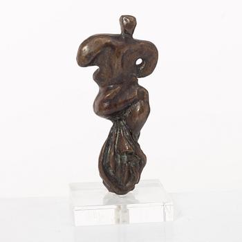 Timo Solin, Porträtt i helfigur.