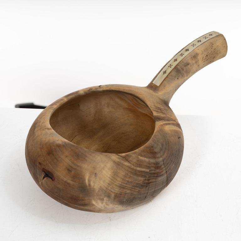 Sámi craftsmanship, five pieces.