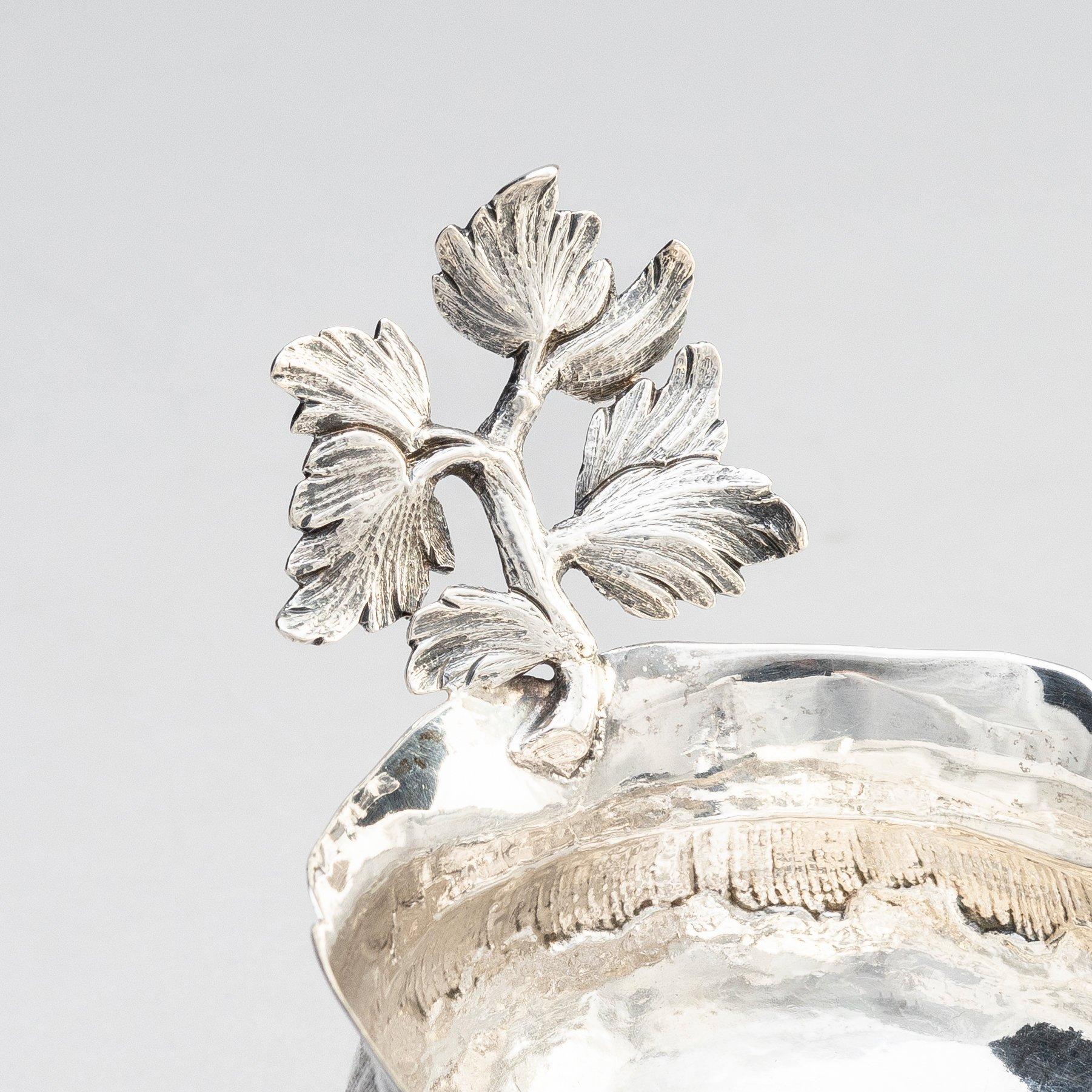 A Swedish 18th century silver bowl, mark of Erik Lemon, Uppsala 1782.