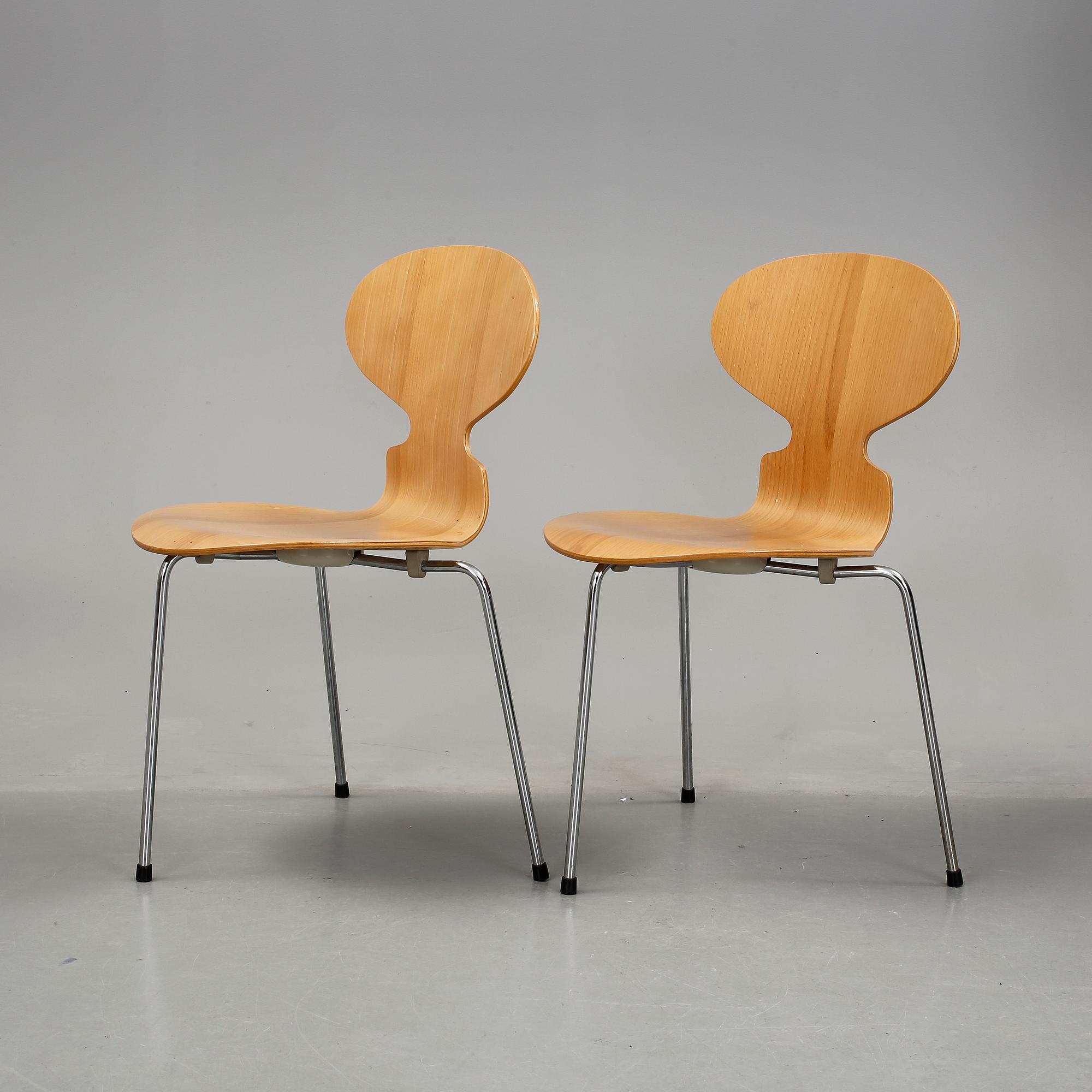 STOLAR, 9 stycken, "Myran", Arne Jacobsen, Fritz Hansen, 1900-talets fjärde kvartal.