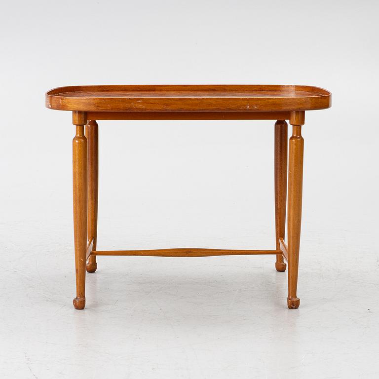 Josef Frank, soffbord / sidobord, modell B 974, Firma Svenskt Tenn, före 1985.