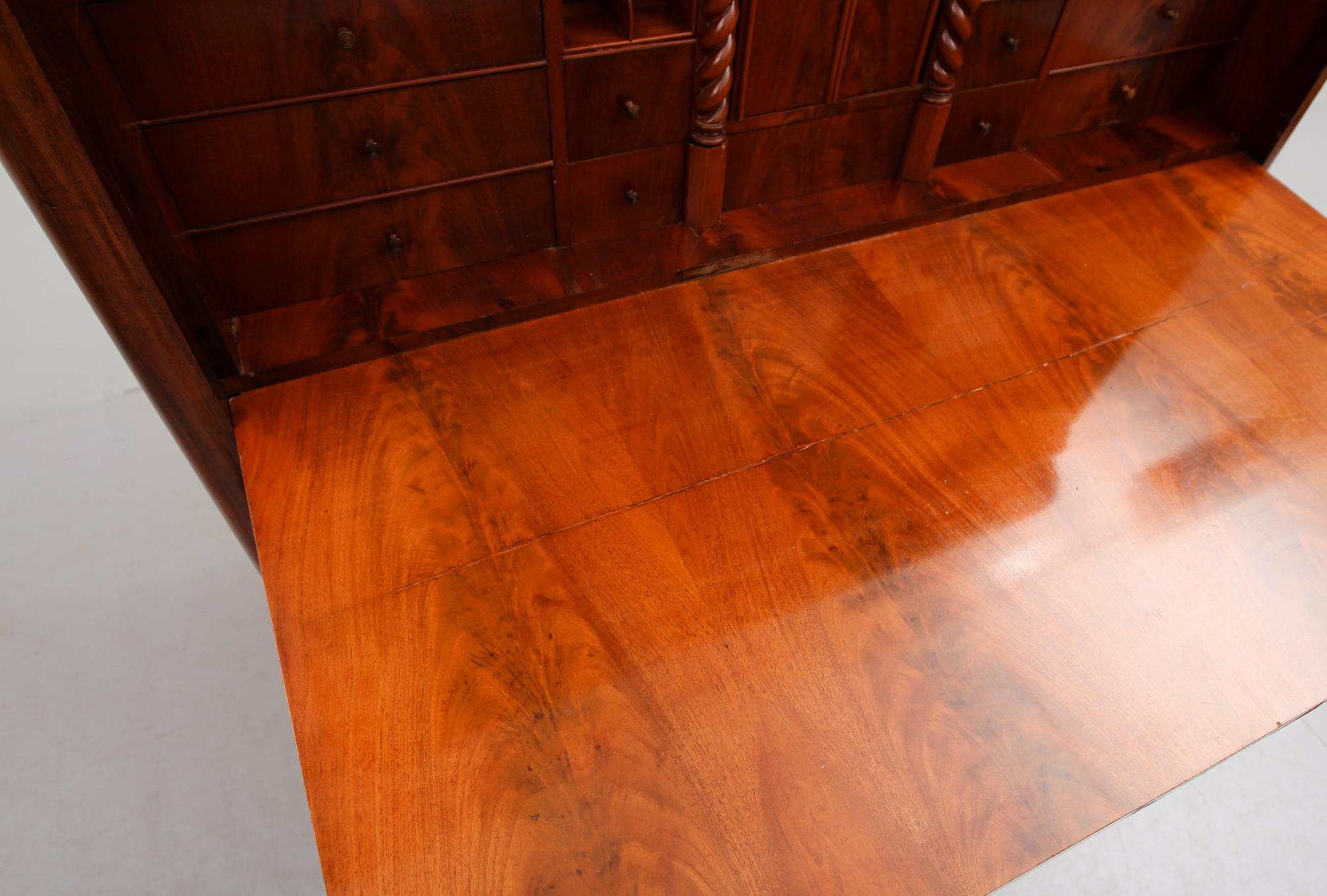 CHIFFONJÉ, senempire, 1800-talets mitt.