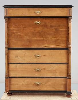 CHIFFONJÈ, nyrenässans, 1800-talets slut.