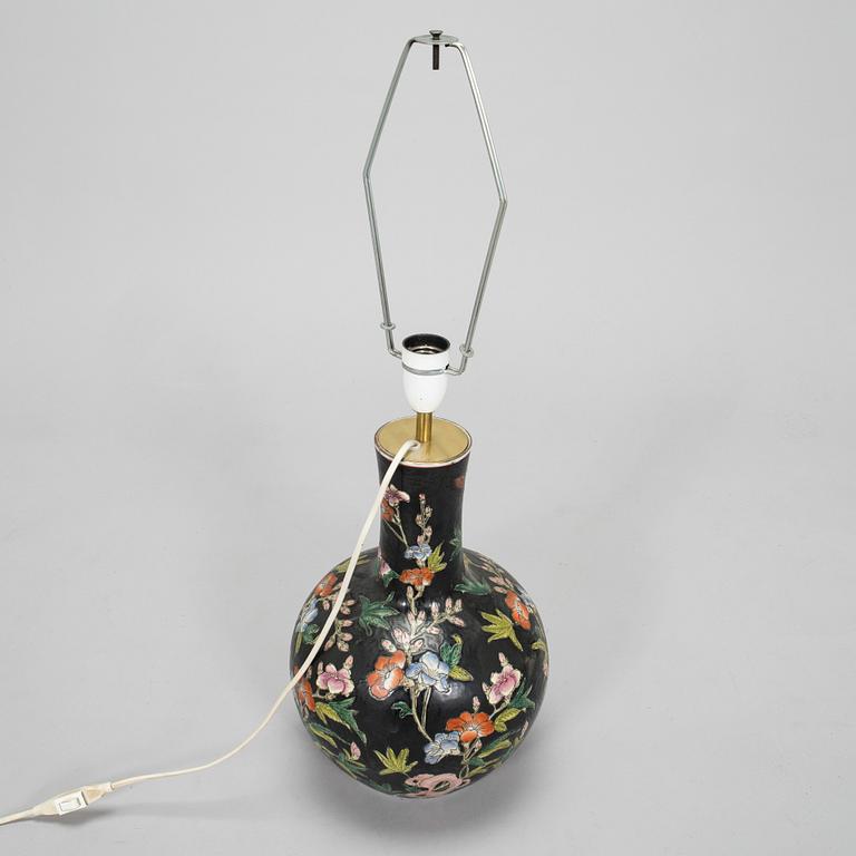 A 20th century table lamp, Macao.