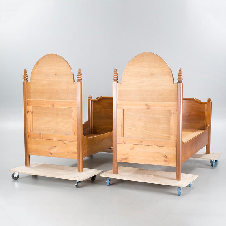 CARL CHRISTIAN CHRISTENSEN, a pair of jugend beds, signed and dated 1919.