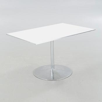 A table, designed by Piet Hein & Bruno Mathsson, by Fritz Hansen 1985.