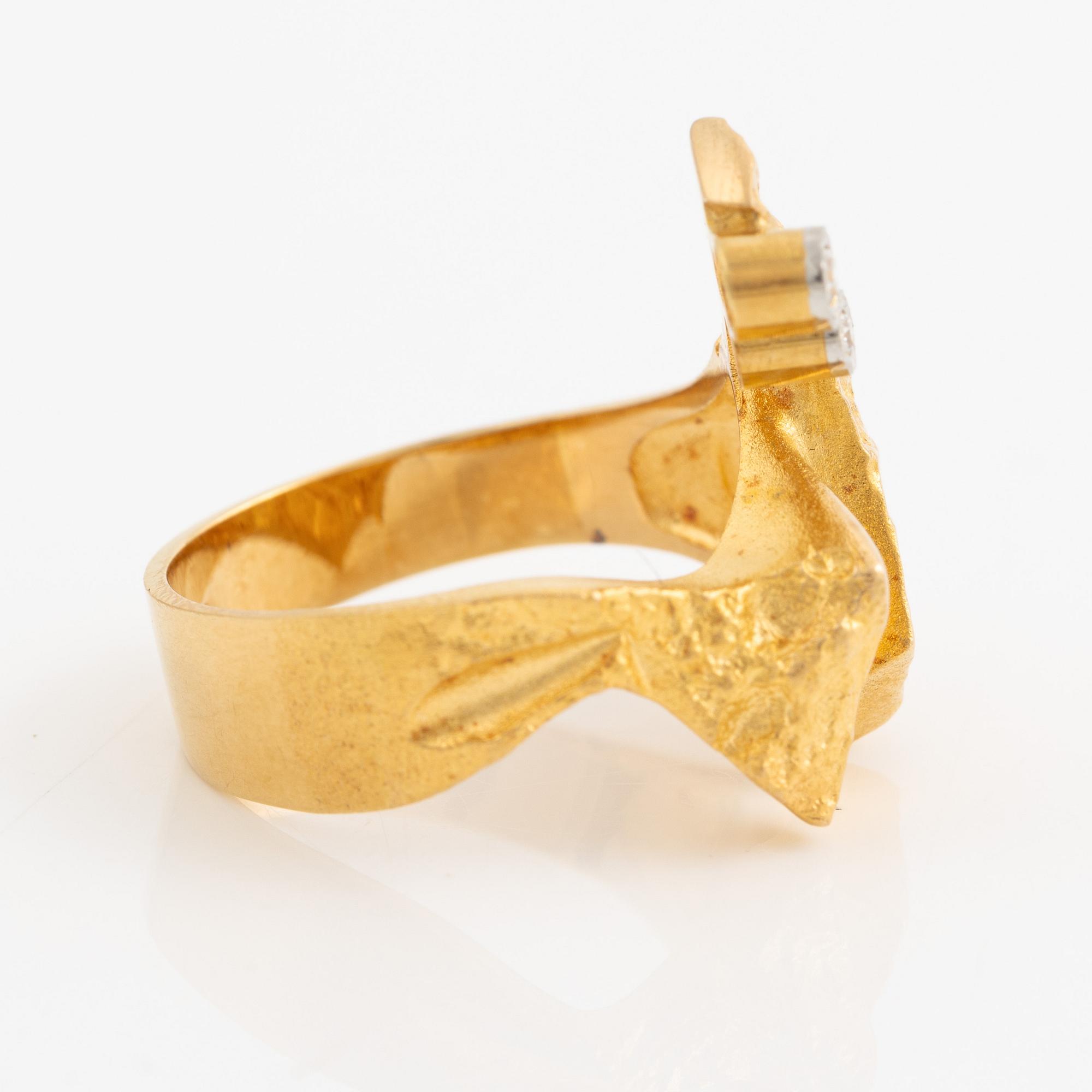 Björn Weckström, ring, 18K guld med åttkantslipade diamanter, Finland 1979. För Lapponia.