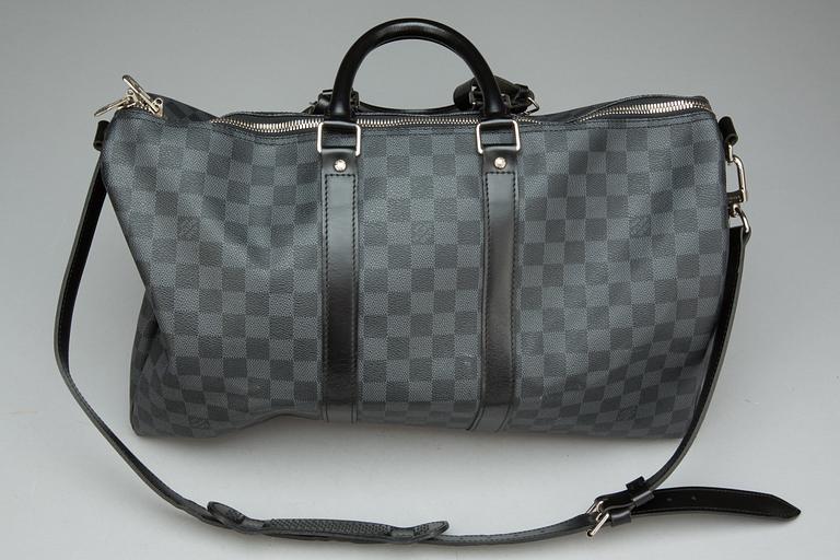 VÄSKA, "Keepall 45 bandouliere damier graphite", Louis Vuitton.