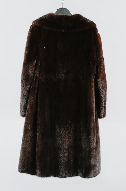 PÄLS, Saga Mink.