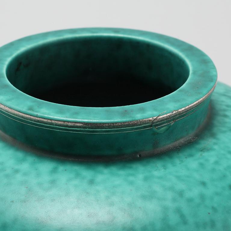 WILHELM KÅGE, vas, stengods, "Argenta", Gustavsberg, 1900-talets mitt.