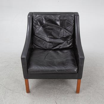 Børge Mogensen, a model 2207 armchair with ottoman, Fredericia Stolefabrik, Denmark, second half of the 20th century.