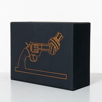 Yoko Ono, Non-Violence Art Project & Yoko Ono, "Imagine".