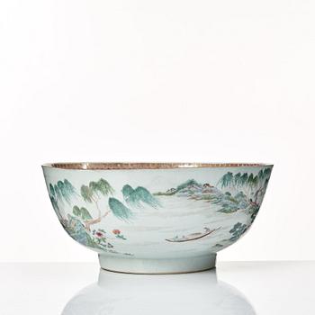 A large famille rose punch bowl, Qing dynasty, Qianlong (1736-95).