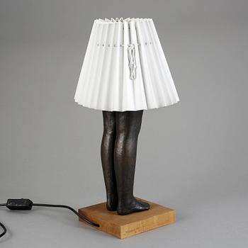 LINNÉA JÖRPELAND, bordslampa, signerad L Jörpeland, Herman Bergman gjuteri.