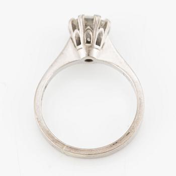 Ring, 18K white gold with a 1.01 ct brilliant-cut diamond.