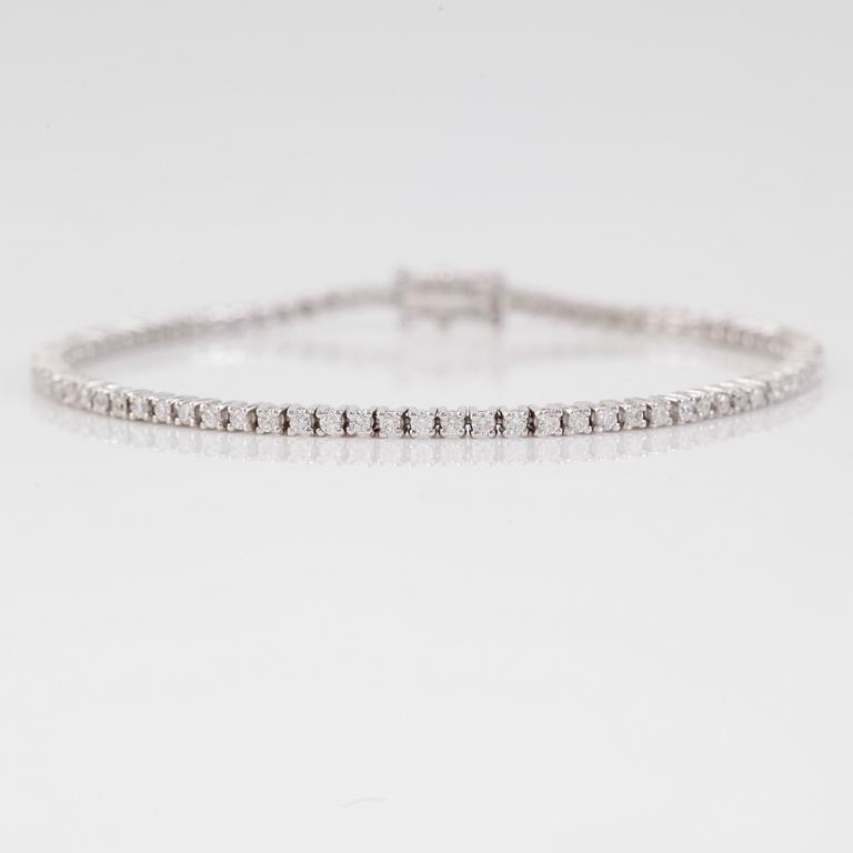 ARMBAND, 18K vitguld och diamanter tot ca 1.56 ct.