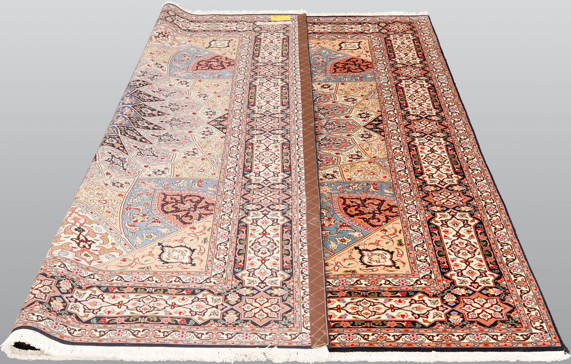 Matta, Täbriz part silk s.k 50 Radj, 261 x 205 cm.