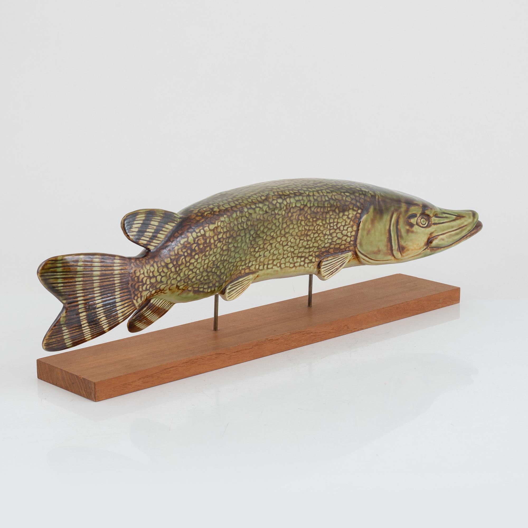 Sven Wejsfelt, figurine/sculpture, stoneware, signed in the clay S W. Gustavsberg, late 20th century.