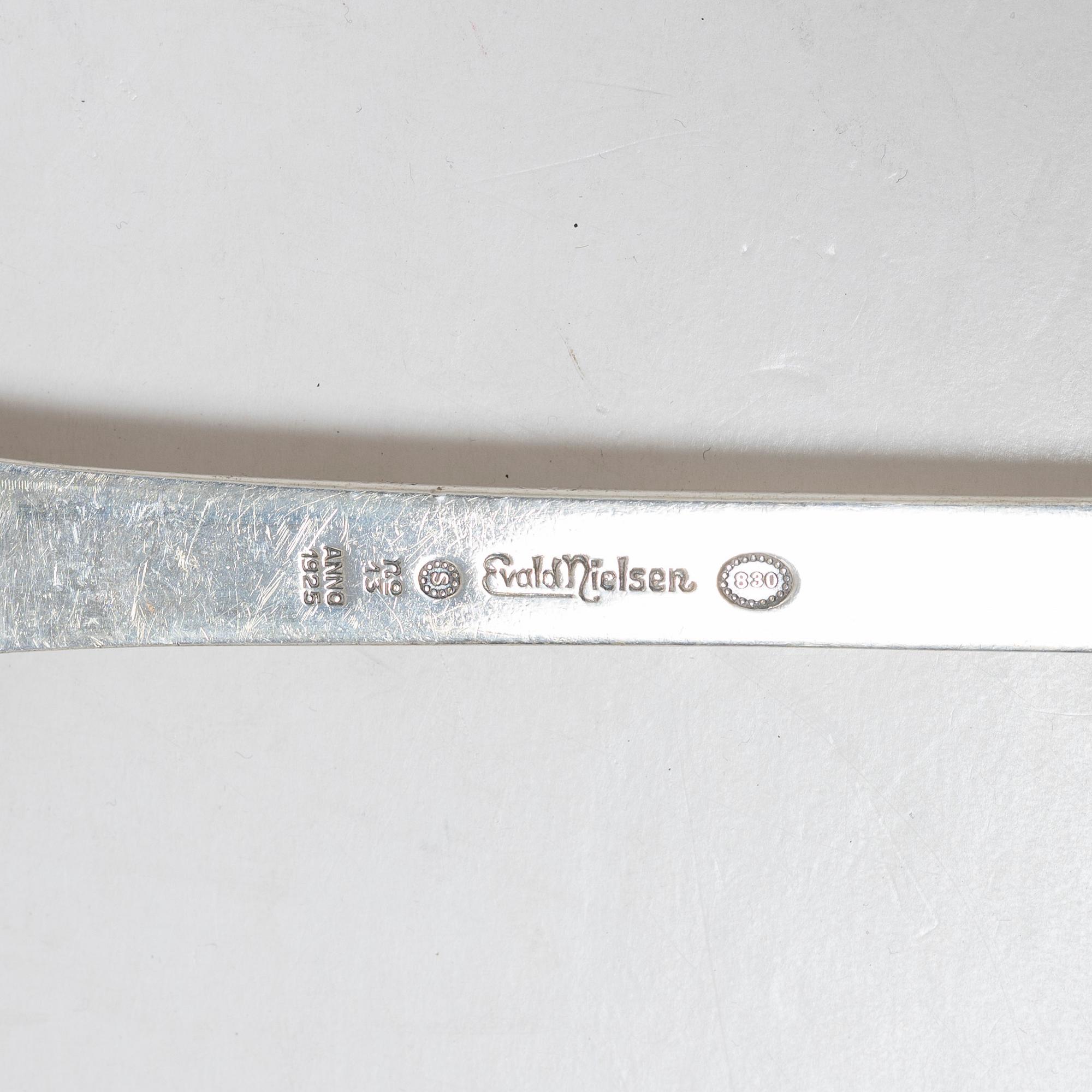 Evald Nielsen, Ragusked, silver, Denmark 1925.