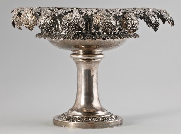 SKÅL, silver, empire, Adolf Zethelius Stockholm 1836. Vikt ca 880 gram.