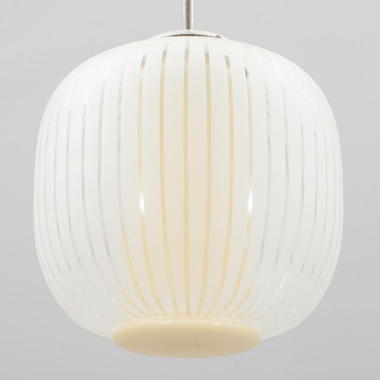 TAKLAMPA, Flygsfors, 1900-talets mitt. Höjd 67 cm.