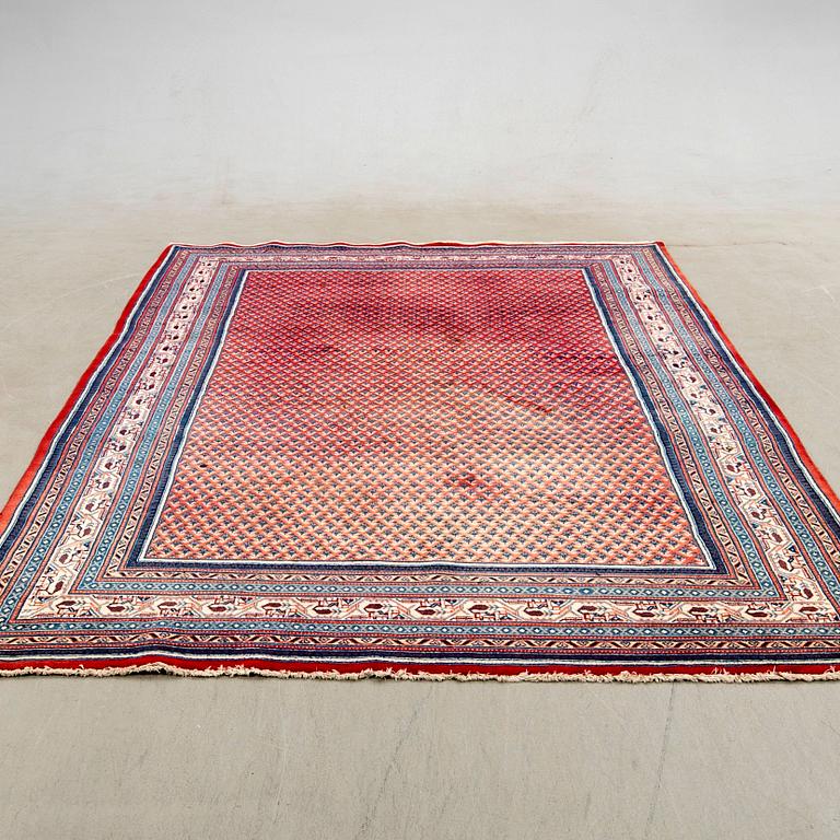 Carpet, Sarouk mir, approx. 335 x 212 cm.