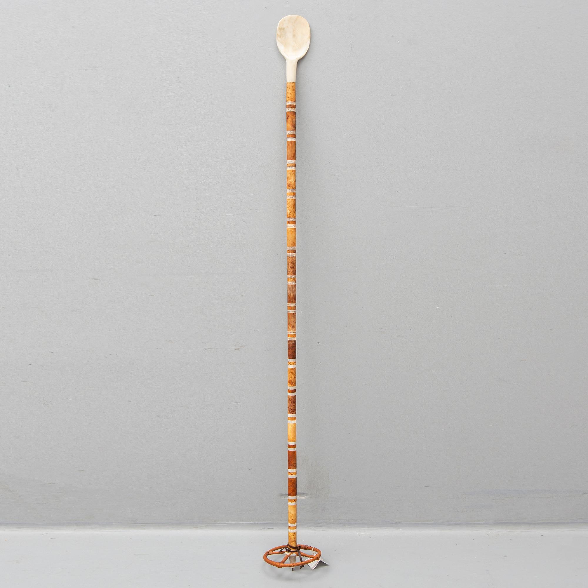 TYKO LAMPA, a Sami burr birch and reindeer horn ski stick, Vittangi, signed.