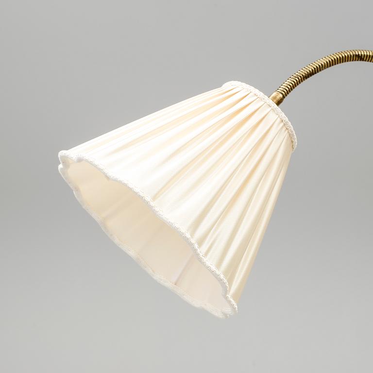 GOLVLAMPA, 1900-talets mitt.