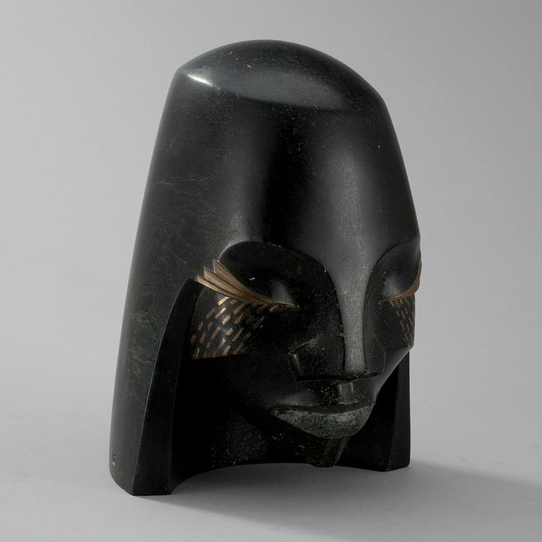 OKÄND KONSTNÄR, skulptur, bowenit, mässing, monogramsignering, 1980-tal.