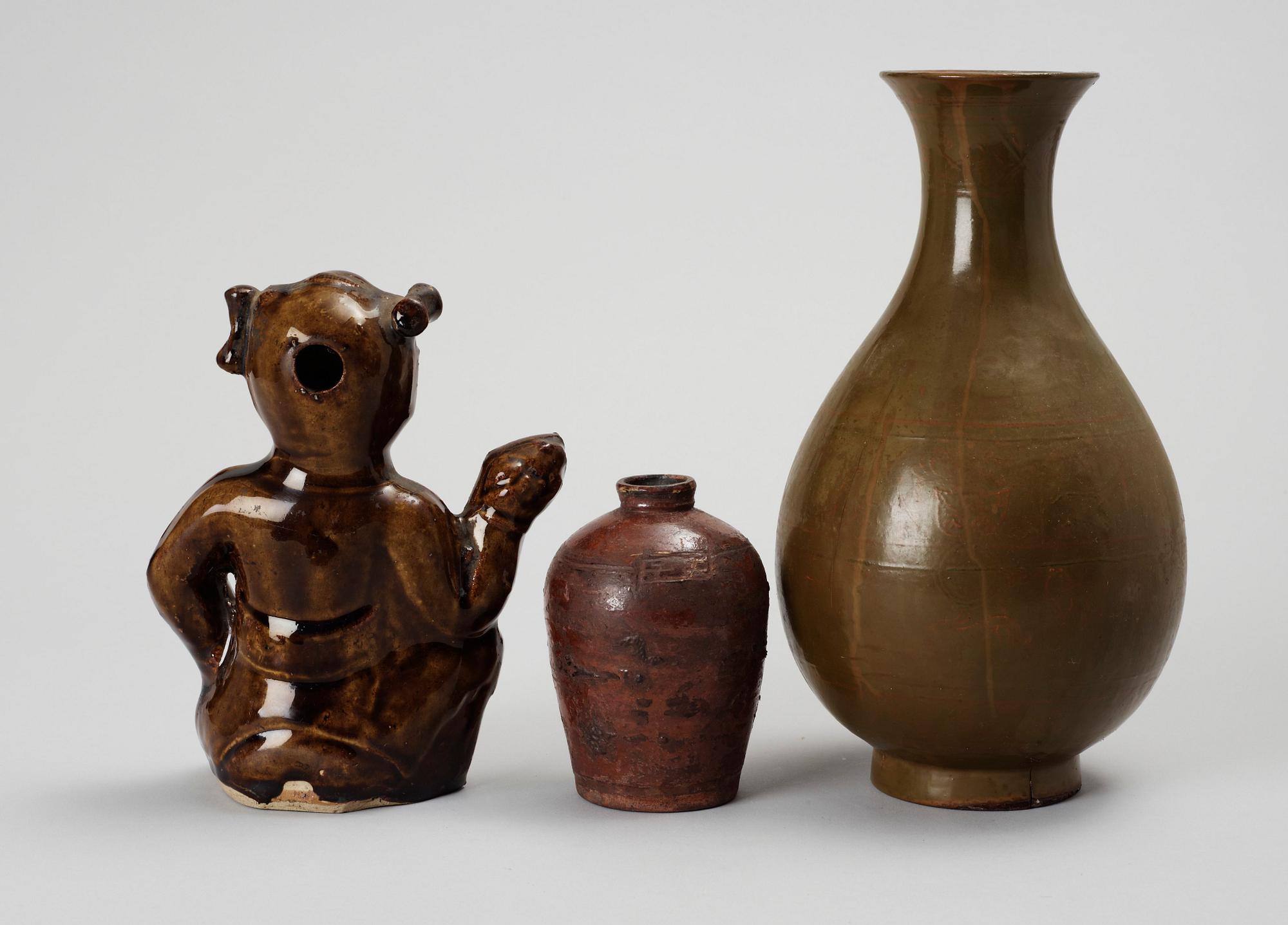 PARTI 3 delar, porslin och lackarbete. 1900-tal.