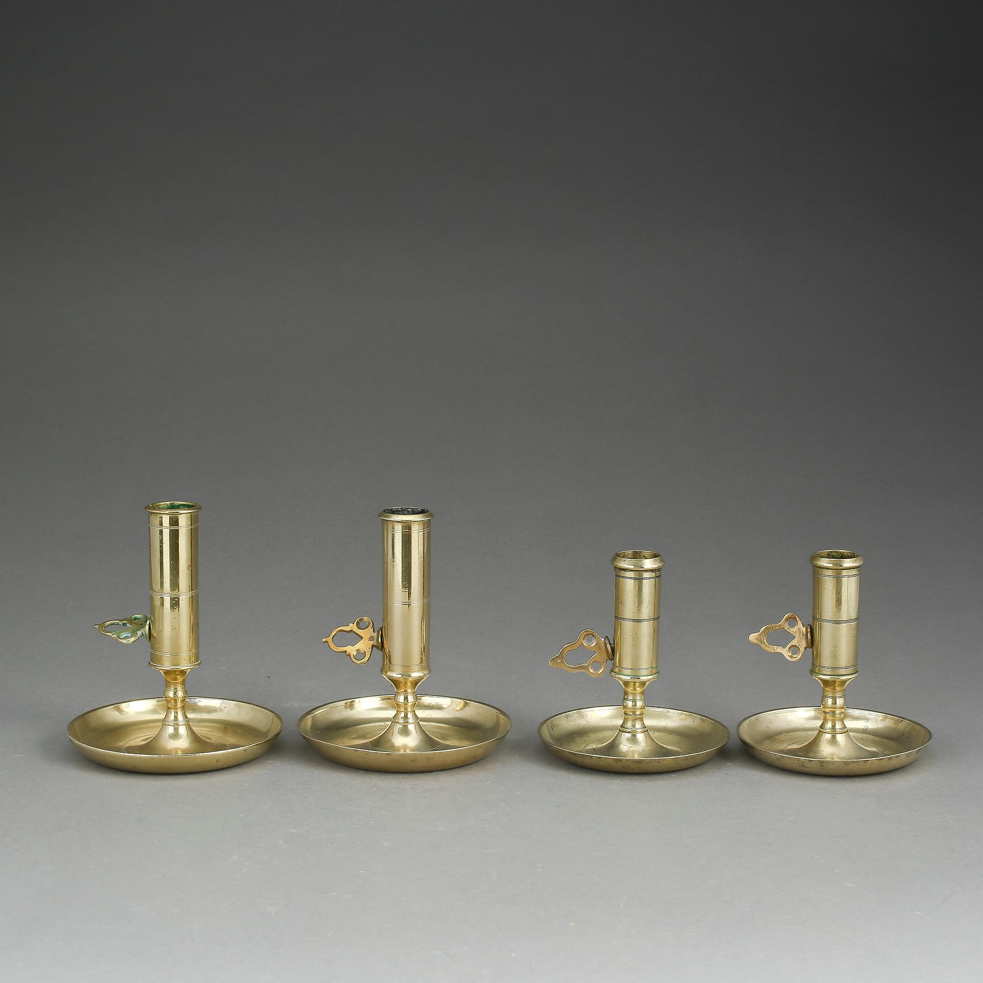 KONTORSLJUSSTAKAR, 2+2, mässing, 1800-tal.