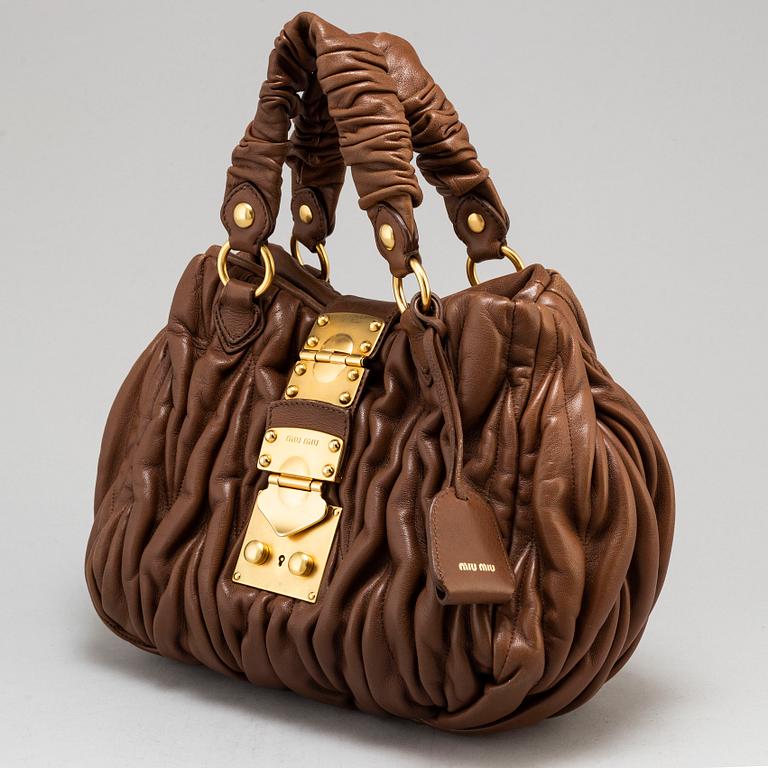 MIU MIU, väska "Matelasse".