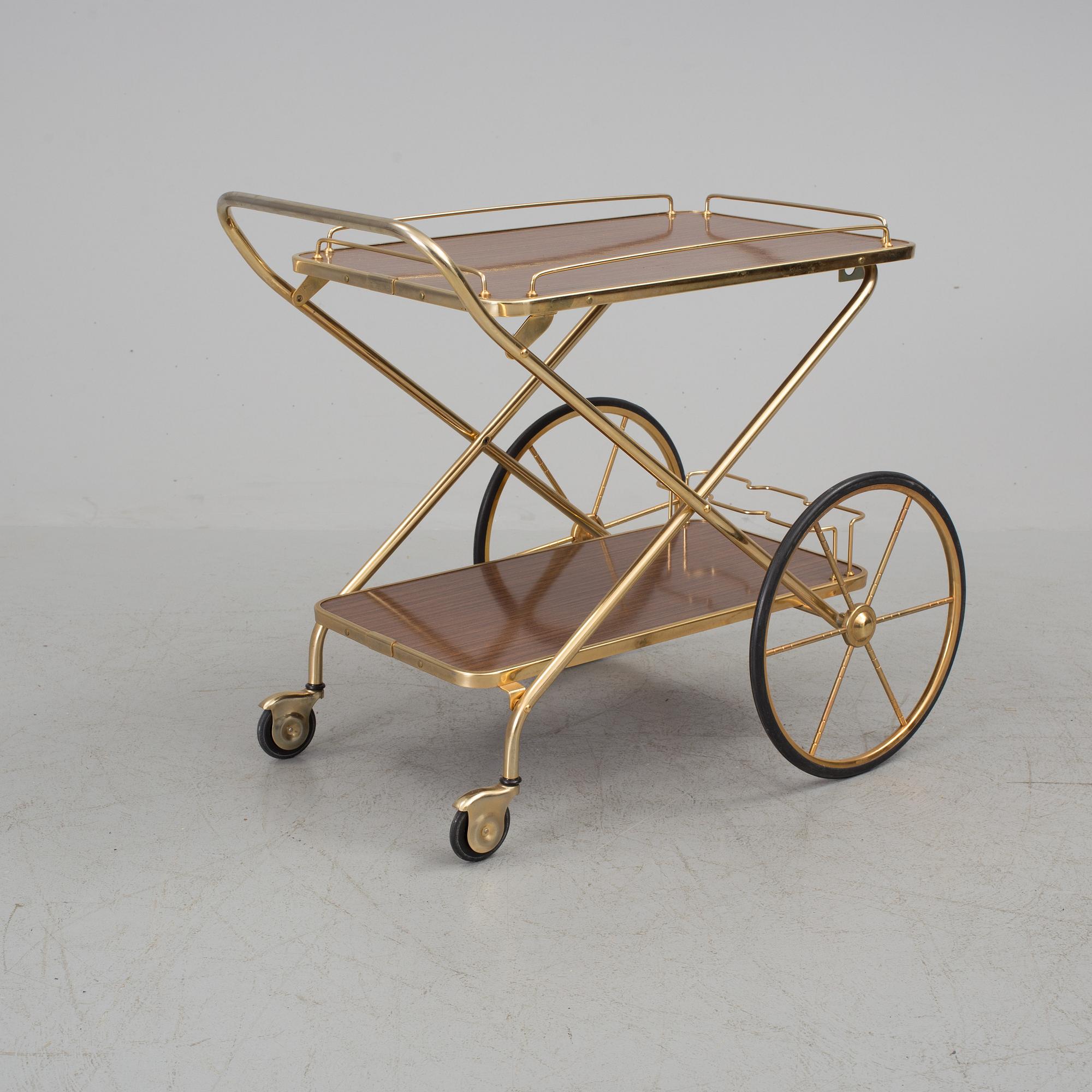 A collapsible drinks trolley, second half of the 20th Century.