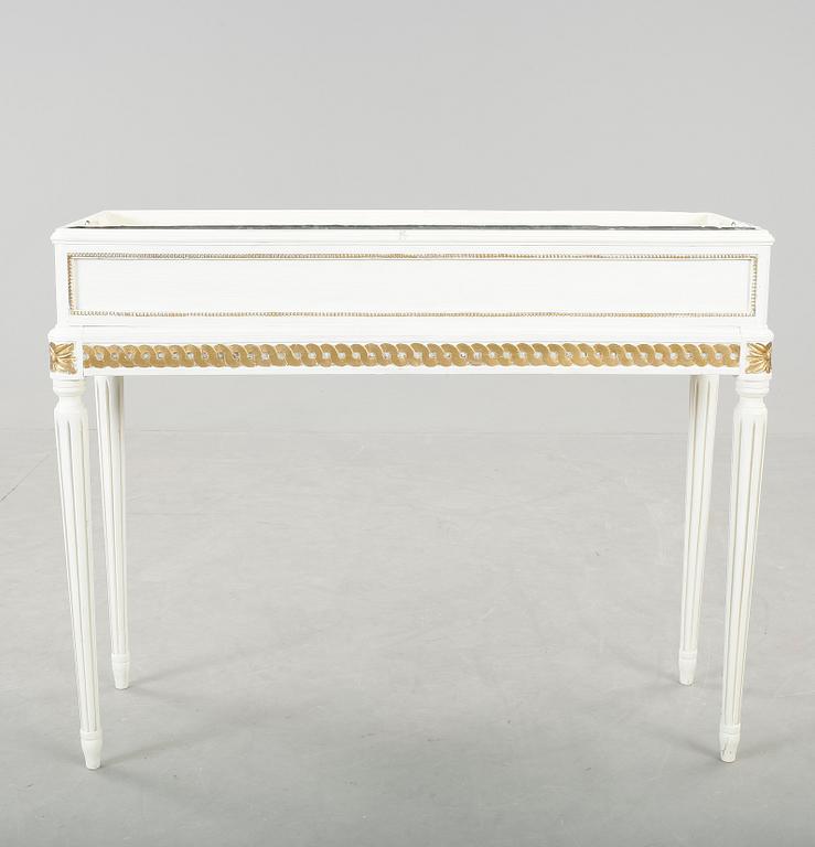 BLOMBORD, gustaviansk stil, 1900-tal.