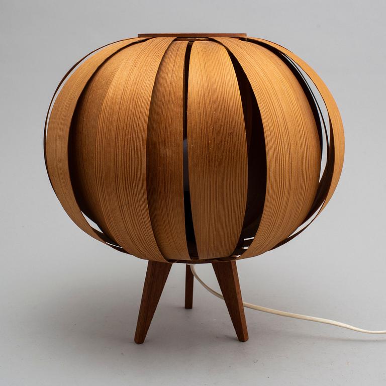 A mid 20th century table lamp by Hans-Agne Jakobsson.